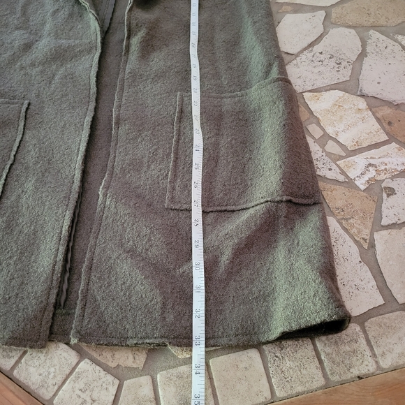 Tahari vest wool blend - Picture 15 of 15